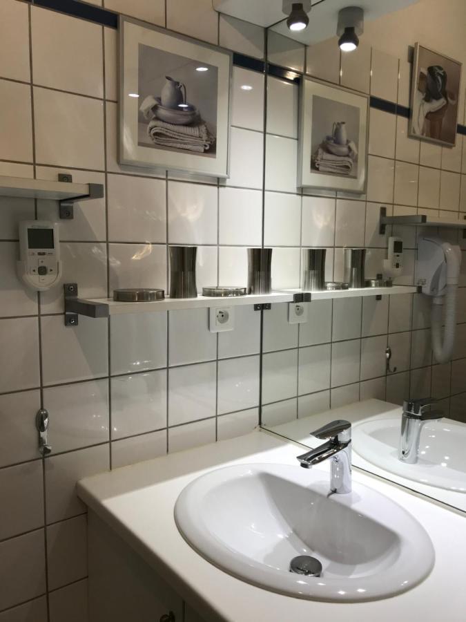 T2 +Alcove, Recent 4/5 Pers. Parking. Balcon. Wifi Apartment Cauterets Exterior foto
